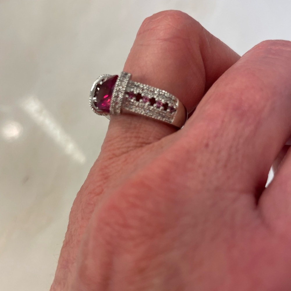 Simulated Ruby Ring With Side Stone Accents Size 6 - image 4